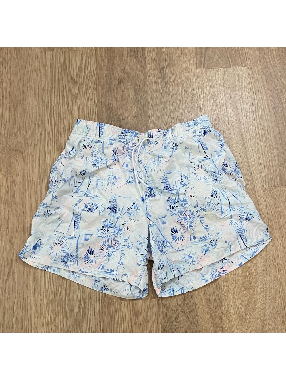 Lilly Pulitzer Capri Trunk Swim Shorts Mens XL Blue Pink Tropical Sailboat